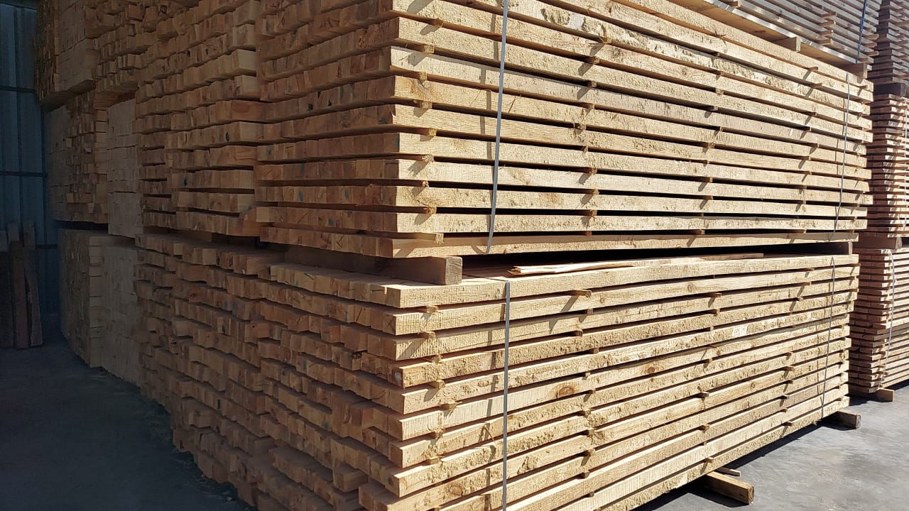 Брус обрізний цільний, сосна, клас якості B за ДСТУ EN 1927-2:2019, 50X50X4000 мм